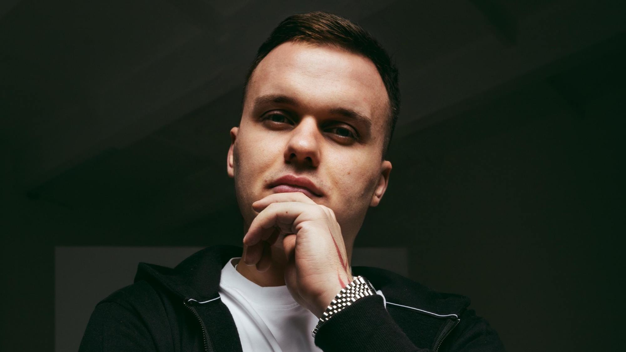 MARSIK презентував пісню «Незалежна мала» та її новорічну версію – гімн сучасній жіночності та вірі в диво