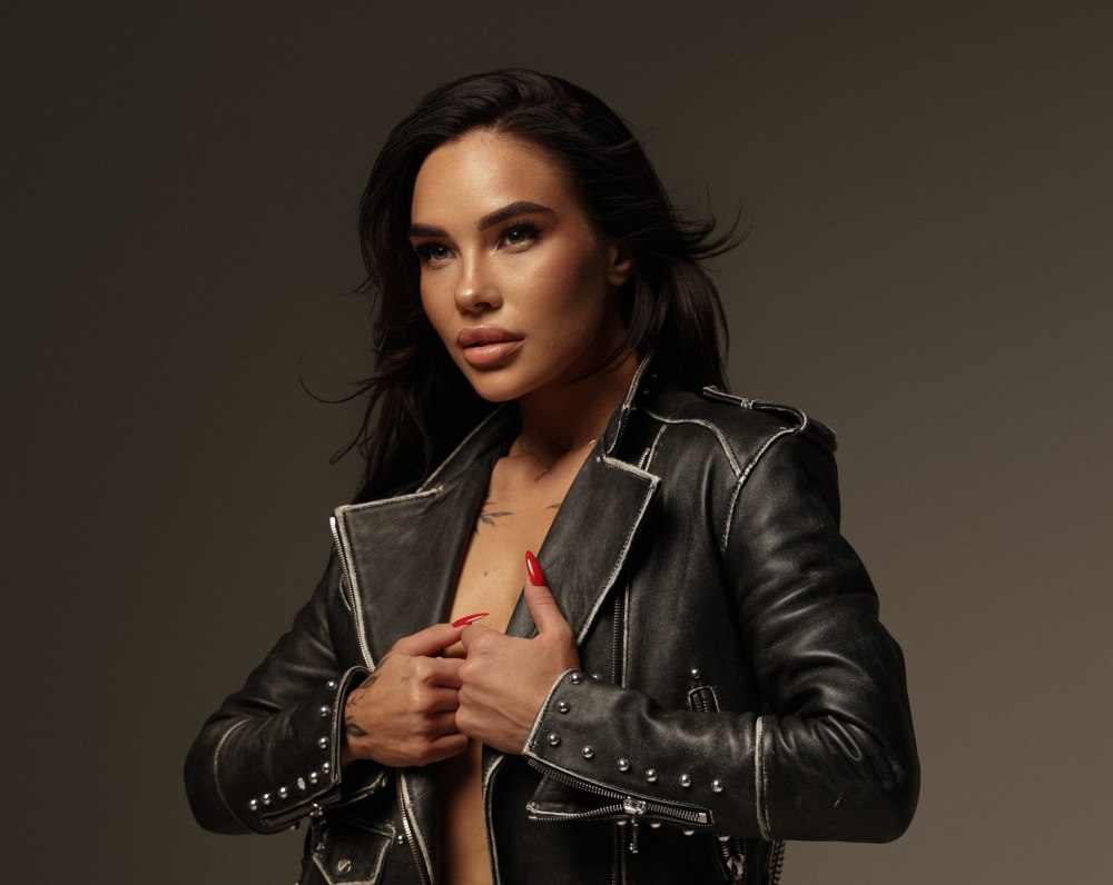 Від болю до ніжності: співачка KАРМА презентує новий сингл «Бум бум бум»